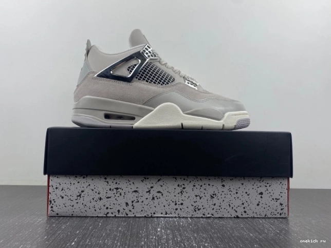 Rep Onekick AQ9129-001 Moments Frozen 4 Air Jordan 0708